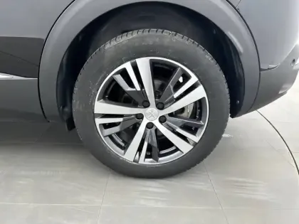 Photo 33 Peugeot 3008  Puretech 130ch S&S EAT8