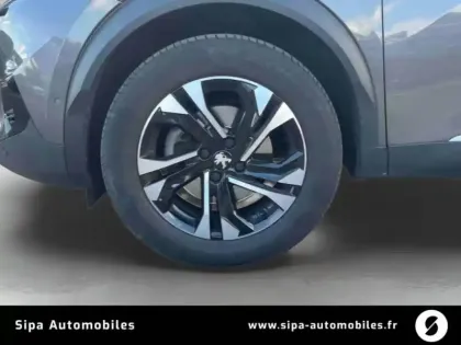 Photo 8 Peugeot 2008  PureTech 155 S&S EAT8