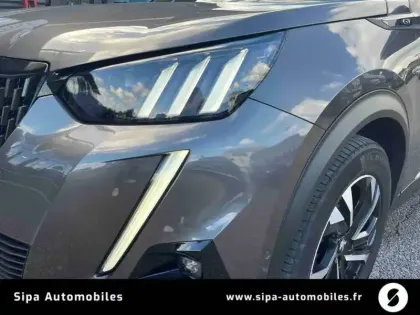 Photo 23 Peugeot 2008  PureTech 155 S&S EAT8