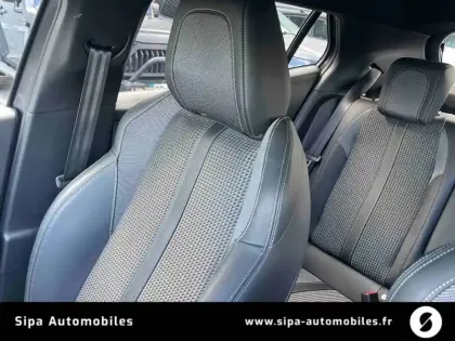 Photo 32 Peugeot 2008  PureTech 155 S&S EAT8