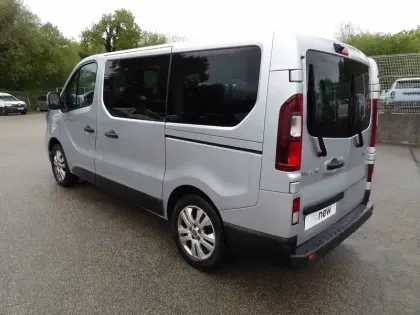 Photo 7 Renault Trafic  L1 dCi 150 Energy S&S