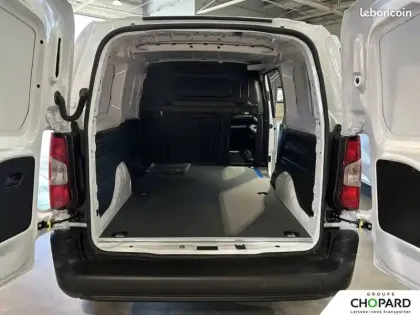 Photo 11 Citroën Berlingo  VAN TAILLE XL 950KG BLUEHDI 130 S&S EAT8