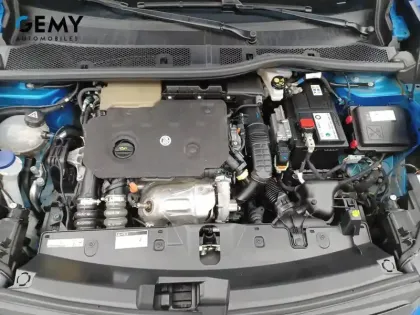 Photo 26 Peugeot 2008  BlueHDi 110 S&S BVM6