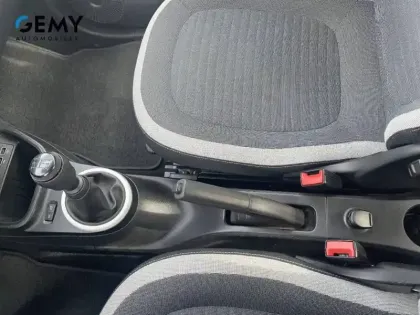 Photo 23 Renault Twingo  III SCe 65
