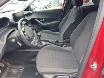 Photo 8 Peugeot 2008  PureTech 100 S&S BVM6