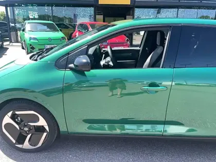 Photo 43 Renault Twingo  E-Tech Electrique 80 ch autonomie urbaine