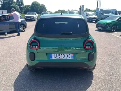 Photo 26 Renault Twingo  E-Tech Electrique 80 ch autonomie urbaine