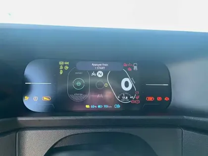 Photo 45 Renault Twingo  E-Tech Electrique 80 ch autonomie urbaine