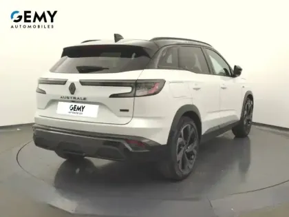 Photo 17 Renault Austral  E-Tech full hybrid 200 GSR2