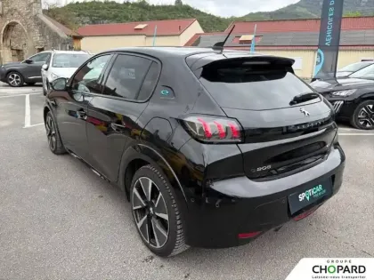 Photo 27 Peugeot 208  Electrique 50 kWh 136ch