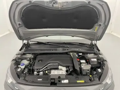 Photo 20 Peugeot 208  Hybrid 100 e-DCS6