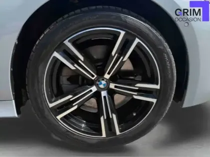 Photo 13 BMW Serie 3 330e xDrive 292 ch BVA8