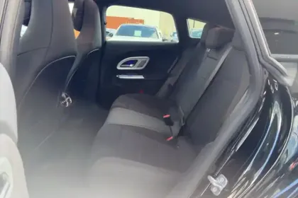 Photo 10 Mercedes CLA  Shooting Brake 250+ avec technologie EQ
