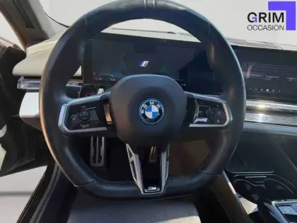 Photo 5 BMW Serie 5 i5 eDrive40 340 ch