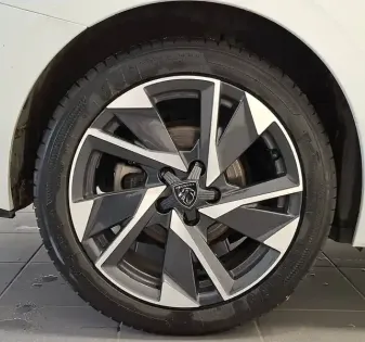 Photo 18 Peugeot 308  SW BlueHDi 130ch S&S EAT8
