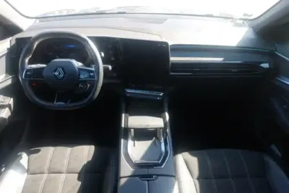 Photo 8 Renault Austral  mild hybrid 140 auto
