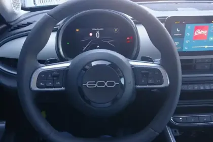Photo 18 Fiat 600  1.2 Hybrid 136ch DCT6