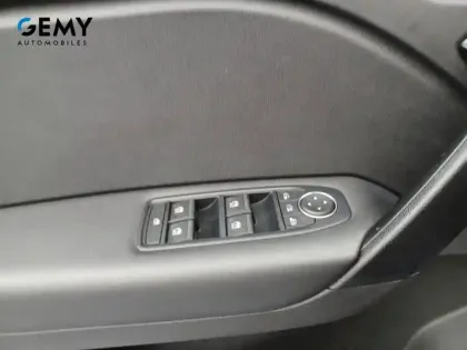 Photo 30 Renault Captur  TCe 130 EDC FAP