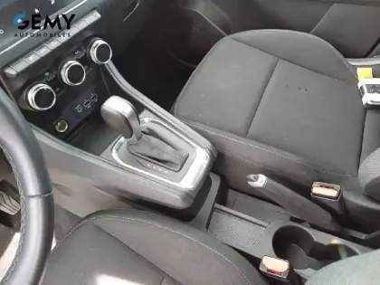 Photo 11 Renault Captur  TCe 130 EDC FAP
