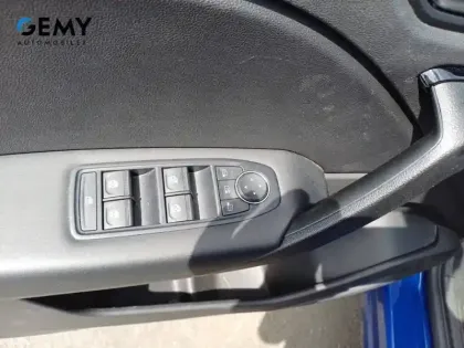 Photo 13 Renault Captur  TCe 130 EDC FAP