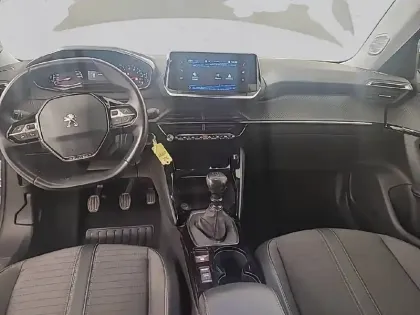 Photo 7 Peugeot 2008  PureTech 100 S&S BVM6