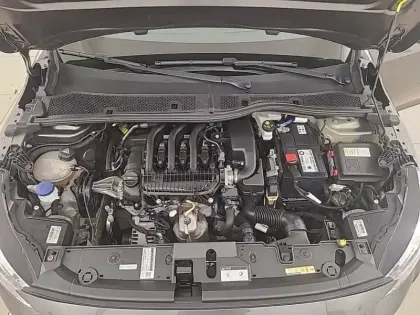 Photo 25 Peugeot 208  PureTech 75 S&S BVM5