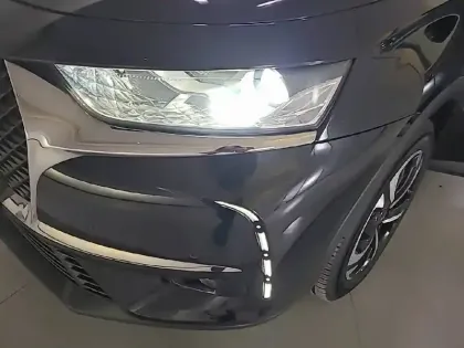 Photo 15 DS DS 7 DS7 Crossback BlueHDi 130 EAT8