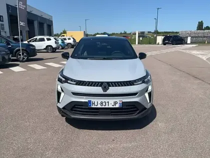 Photo 7 Renault Captur  E-Tech full hybrid 160 ch