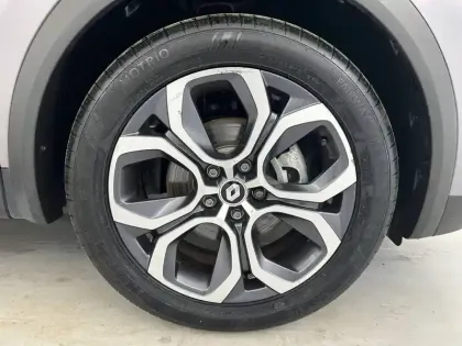 Photo 20 Renault Captur  E-Tech full hybrid 145