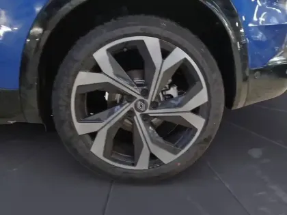 Photo 9 Renault Austral  E-Tech full hybrid 200 GSR2