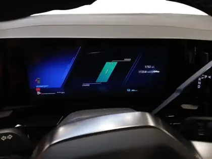 Photo 14 Renault Austral  E-Tech full hybrid 200 GSR2