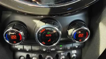 Photo 8 Mini Mini Hatch 5 Portes Cooper 136 ch DKG7