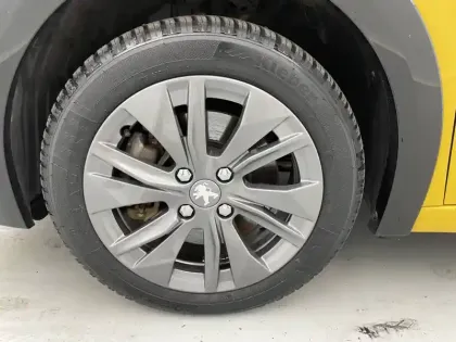 Photo 16 Peugeot 208  Electrique 50 kWh 136ch