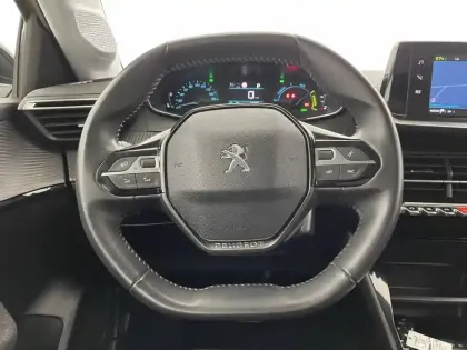 Photo 22 Peugeot 208  Electrique 50 kWh 136ch