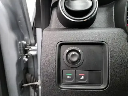 Photo 27 Dacia Duster  ECO-G 100 4x2