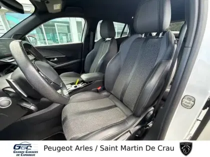 Photo 8 Peugeot 2008  PureTech 130 S&S EAT8