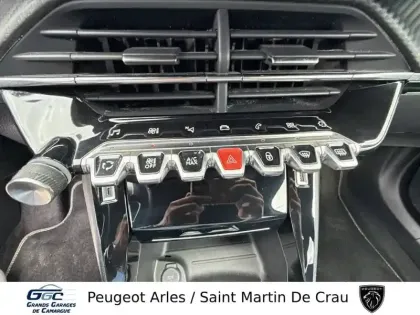 Photo 25 Peugeot 2008  PureTech 130 S&S EAT8