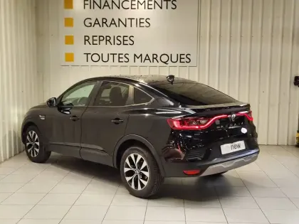 Photo 11 Renault Arkana  E-Tech hybride 145 - 22
