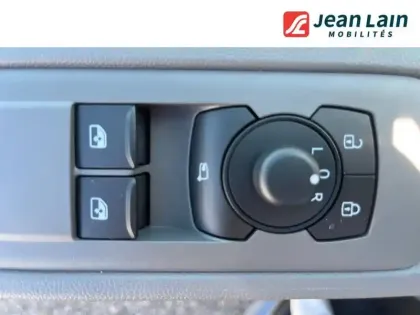 Photo 11 Volkswagen Transporter  VAN L1H1 2.0 TDI 170 BVA8 4MOTION