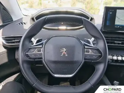 Photo 16 Peugeot 5008  PureTech 130ch S&S EAT8