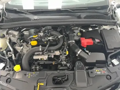 Photo 37 Renault Clio  TCe 90 - 21