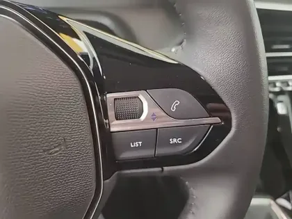 Photo 50 Peugeot 208  PureTech 75 S&S BVM5