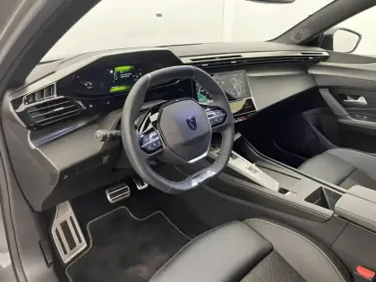Photo 25 Peugeot 408  Hybrid 136 e-DCS6