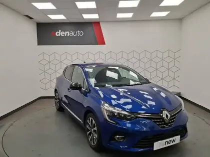 Photo 8 Renault Clio  E-Tech hybride 145