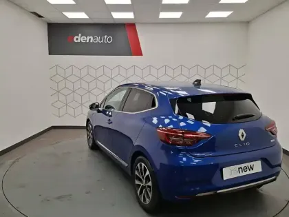 Photo 16 Renault Clio  E-Tech hybride 145