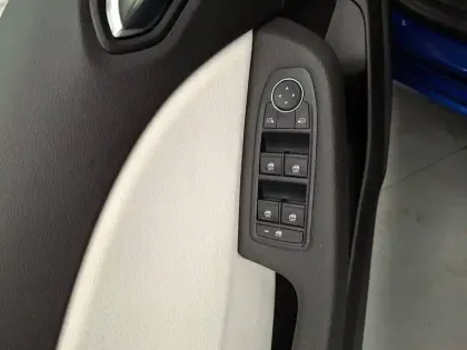 Photo 30 Renault Clio  E-Tech hybride 145