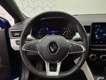 Photo 33 Renault Clio  E-Tech hybride 145
