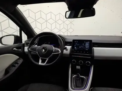 Photo 26 Renault Clio  E-Tech hybride 145