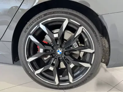 Photo 14 BMW Serie 3 Touring 320d xDrive 190 ch BVA8