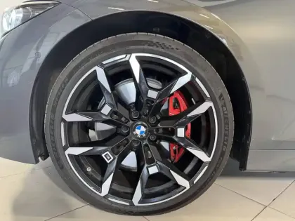 Photo 10 BMW Serie 3 Touring 320d xDrive 190 ch BVA8